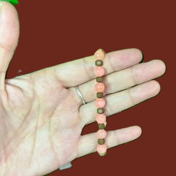 Agate and Hematite Stone Bracelet - Picture 4 of 5